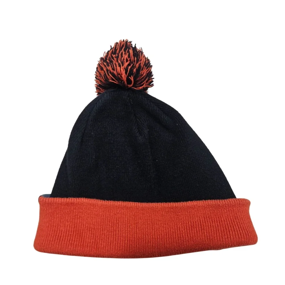 Pacific Headwear Beavers Pom-Pom Knit Beanie Hat Style‎ 649K OSFM Black & Orange